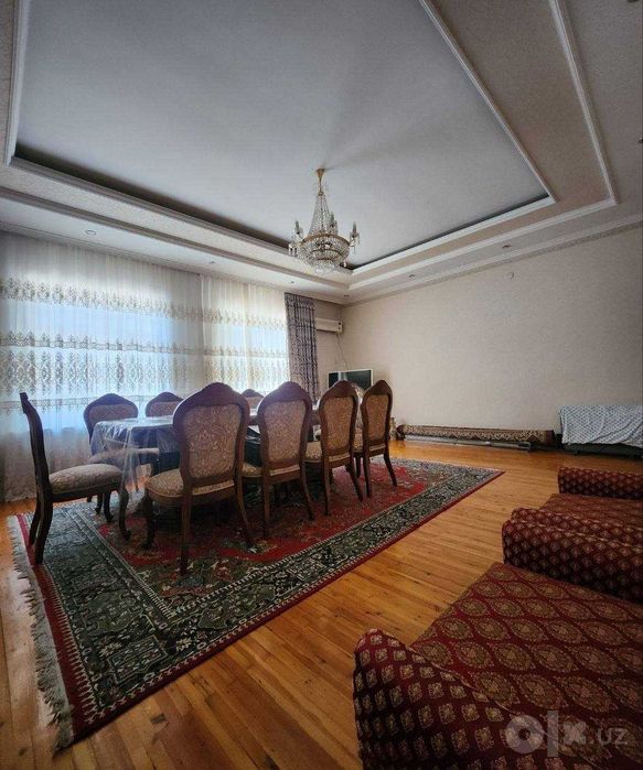 Продается крепкий угловой дом. Кибрайский район, пос. Дурмень