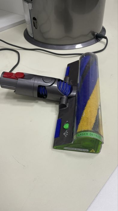 Насадка Dyson на пылесос V12