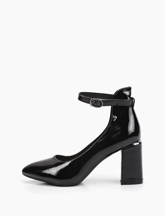 Туфли 38 размер.