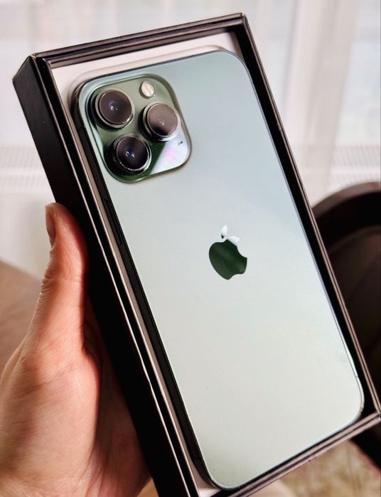 Продам iPhone 13 Pro Max