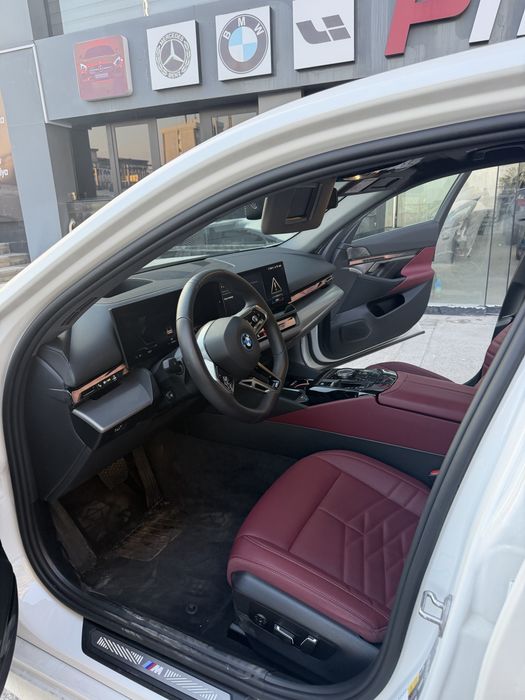 Bmw i5 40L Msport