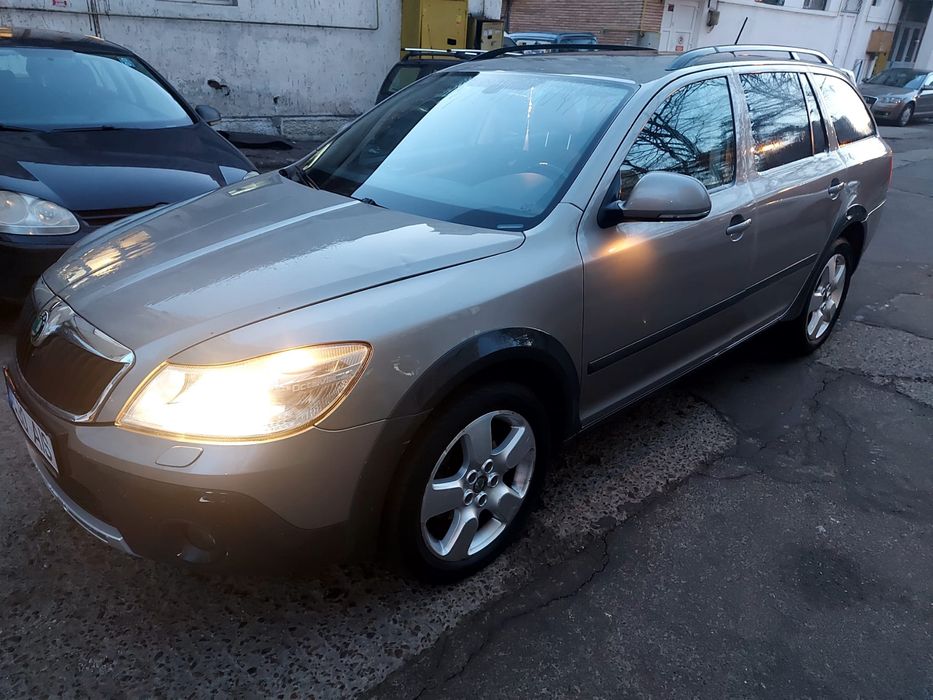 Vand skoda Octavia Scout 2011