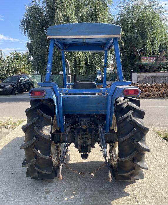 Tractor japonez Iseki TL4000 kubota yanmar