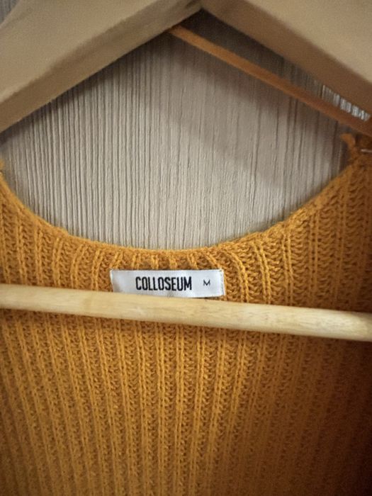 Дълга жиретка в цвят горчица