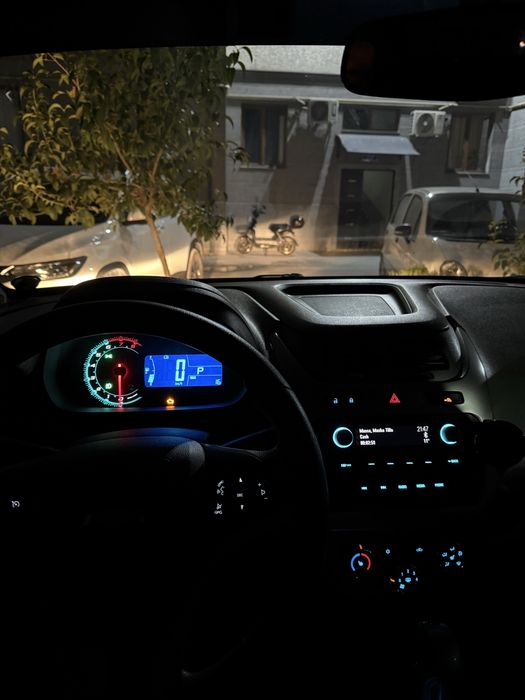 Chevrolet Cobalt 2021 — 3