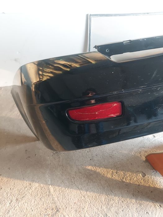 Продам бампер от приоры задний.