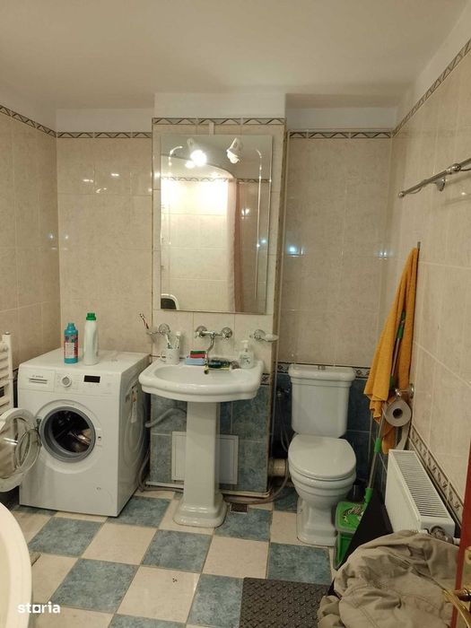 Vând apartament cu 4 camere , amenajat lux , Str. Ady Endre