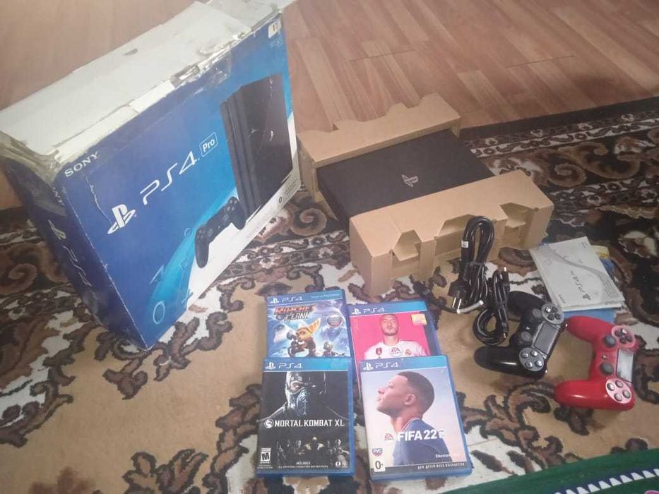 приставки Sony PlayStation-4 PRO-1ТБ в отличном рабочем состоянии-