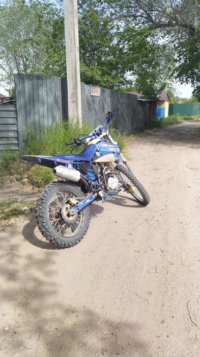 Продам эндуро 250куб