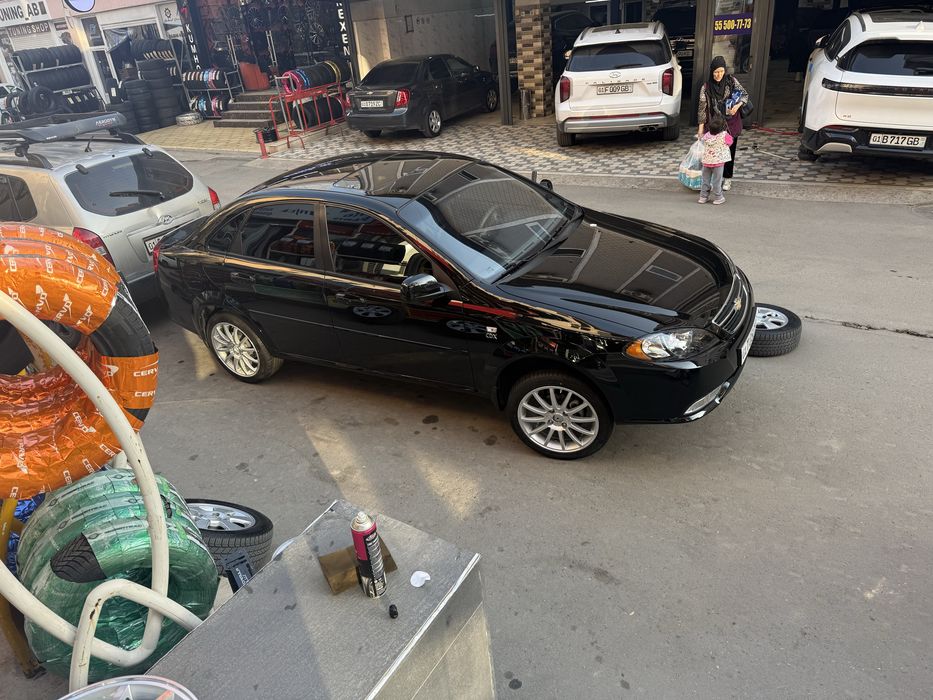 Продается Диска R 17 c шинами новый