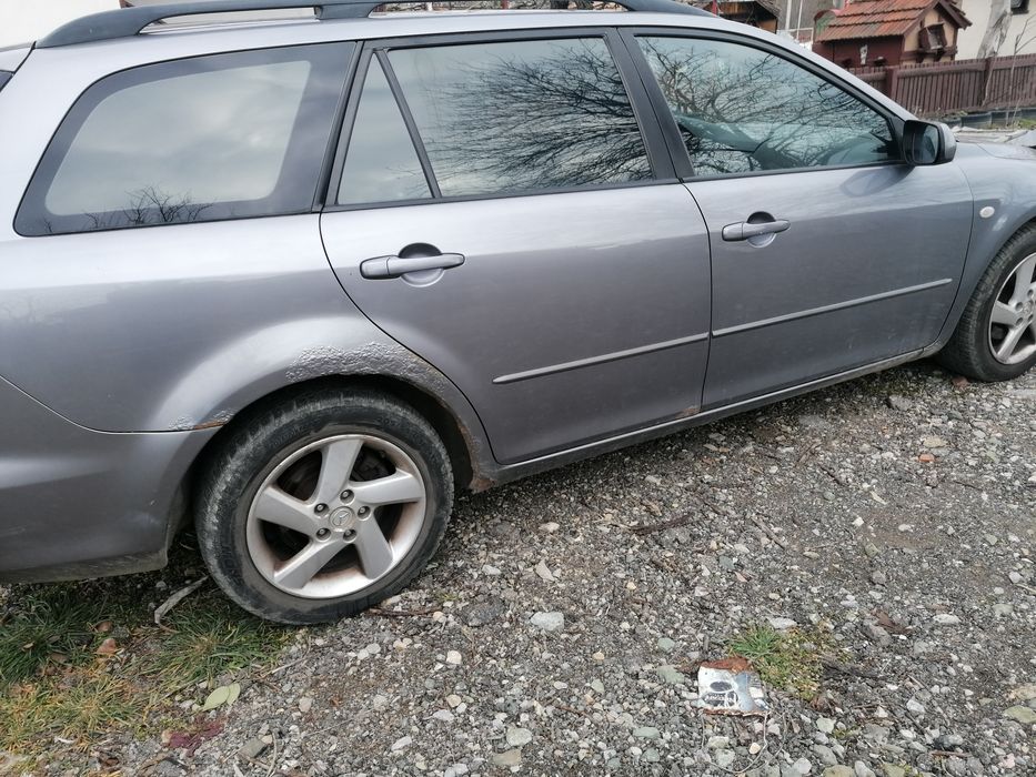 Мазда 6  1.8 бензин