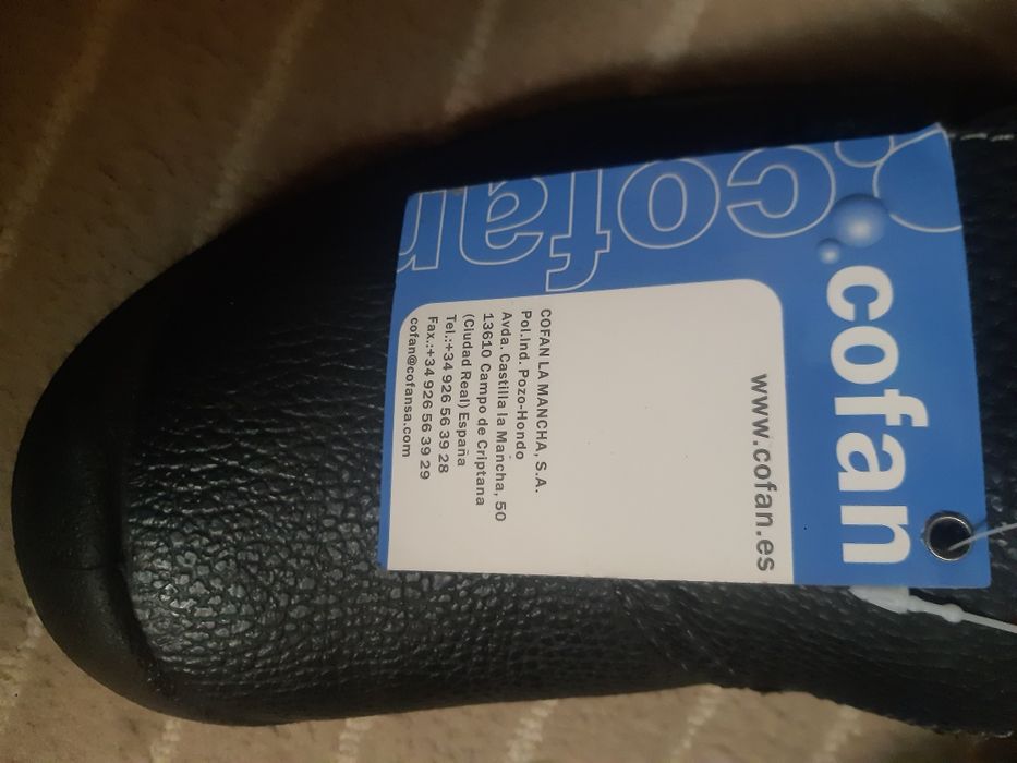 Bocanci de lucru mărimea 44 120 lei