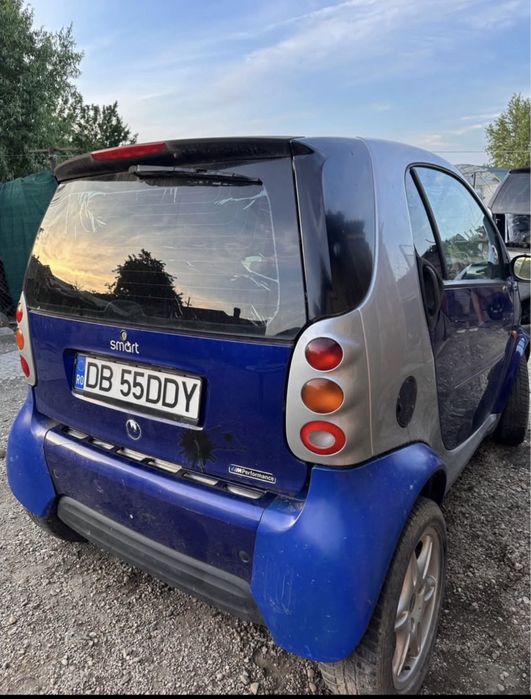 Smart Fortwo 2000 benzină, 600 € — imagine 3