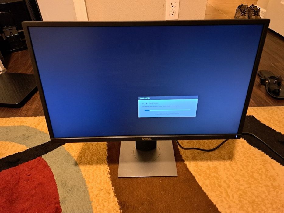 Vând monitoar Dell P2417H, 24" IPS, 1920x1080 Full HD