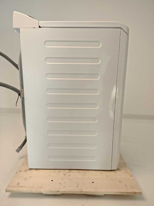 NOU !!!  Mașină de spălat rufe  verticală AEG 6 KG LTR7A70260 B184