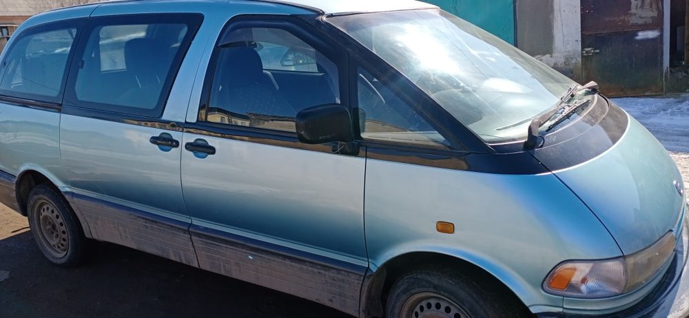 Тойота превия минивэн