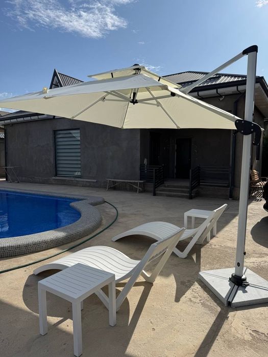 Зонты продается 3х3