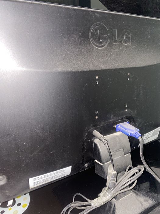 Продаётся монитор LG 19 дюйм