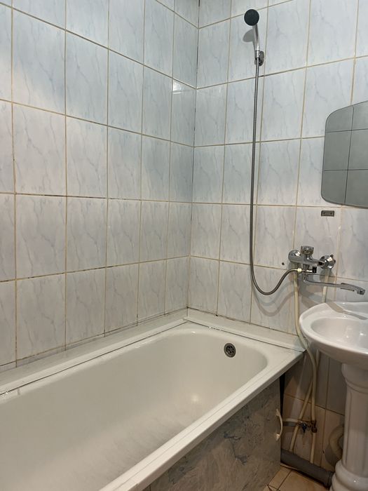 Сдам 1 комнатные квартиры центр