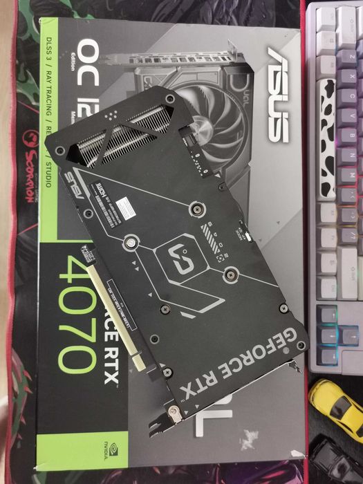 Видеокарта RTX 4070 12GB Asus Dual с оригинална кутия