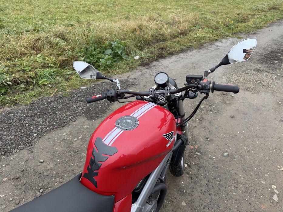 Honda ntv 650 revere