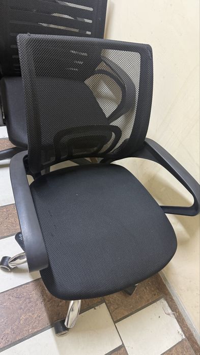 Кресла сетчатые, офисные стулья на колесиках «Zeta»