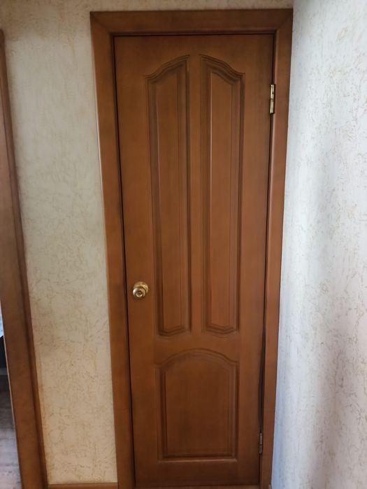 Продам межкомнатные двери!