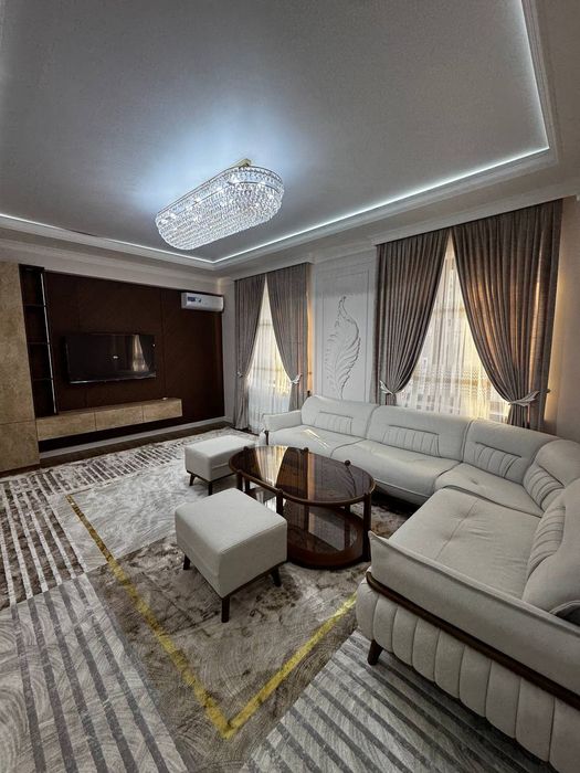 Срочно продаётся 4х-комнатная квартира