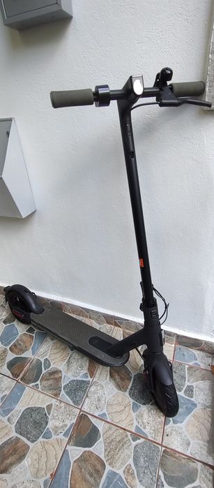 trotinetă electrică Xiaomi+ încărcător