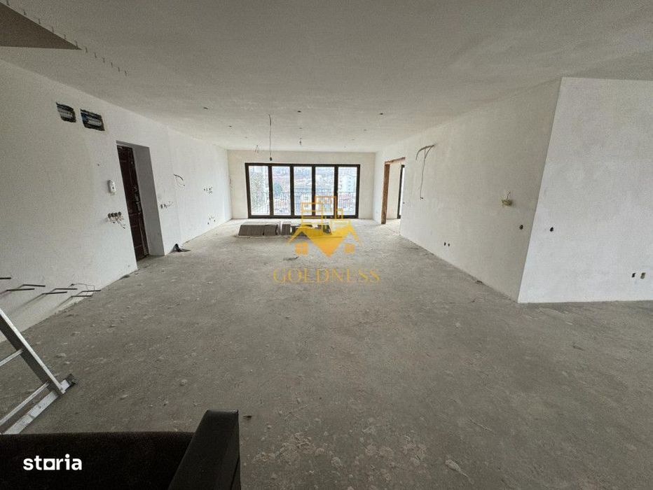 Penthouse, 5 camere, 3 bai, Terasa, 254 mp, bloc nou, Calea Turzii