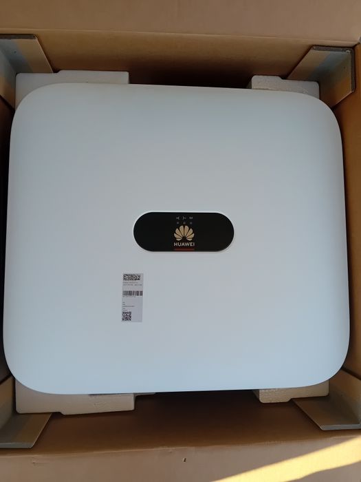 Invertor trifazic Huawei. 1900 lei