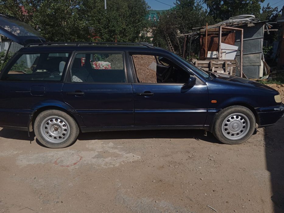 Продам Volkswagen Passat универсал улыбка