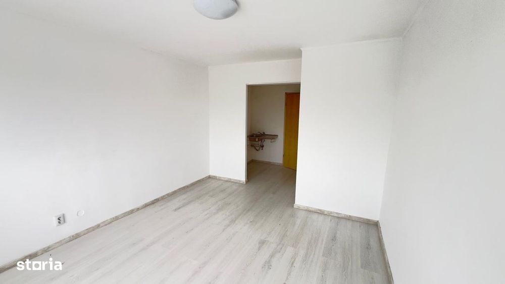 Garsoniera de vanzare Pitesti Str Depozitelor nr 31