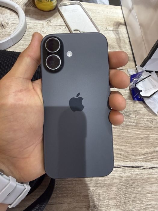 Iphone 17 black
