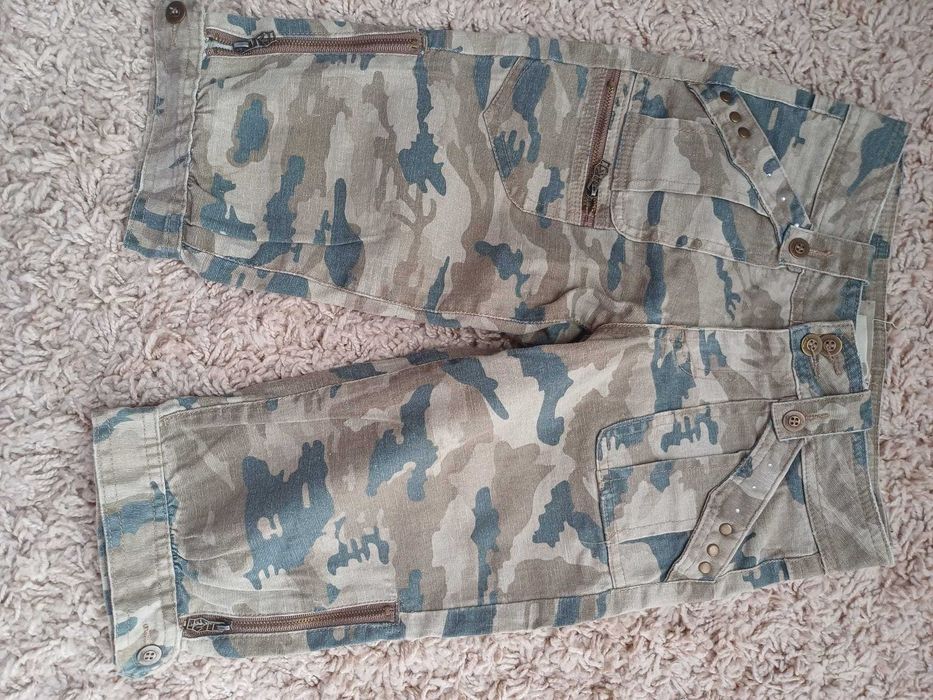 Compleu fetita,  4 ani