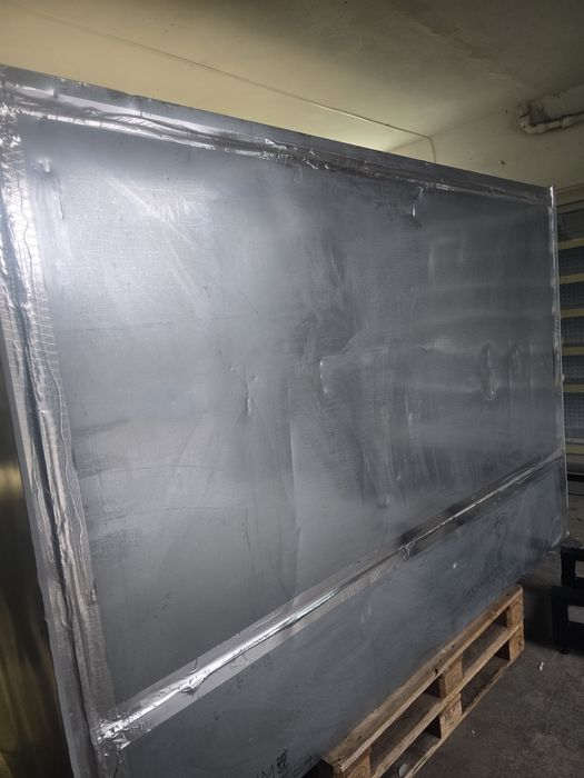 Vitrina bauturi/lactate / congelare