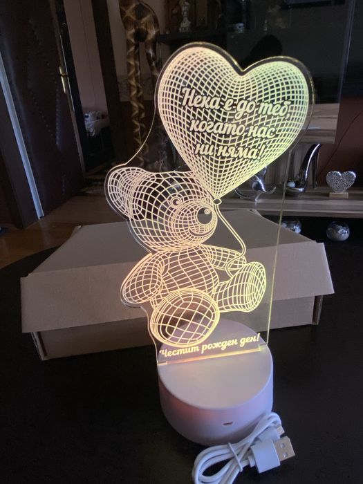 Светещо мече нощна лампа