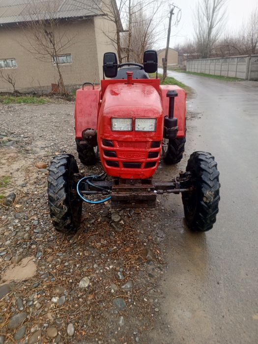 Mini traktoʻr xaloti zoʻr