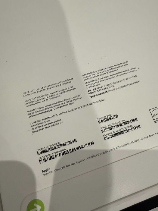 Macbook Pro 14” , M4 , 32 Gb Ram, 1TB , sigilat , model custom 2025 !