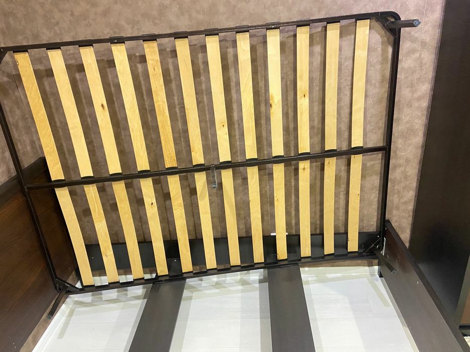 Продам двухспальная кровать.