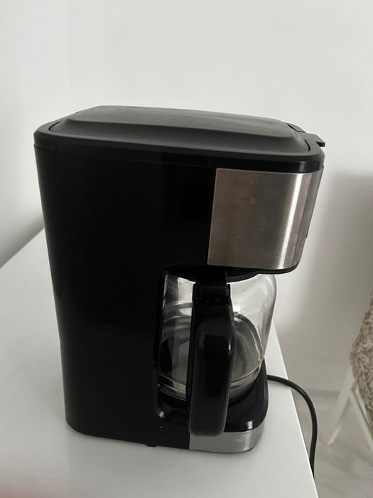 Кофемашина черная Brayer