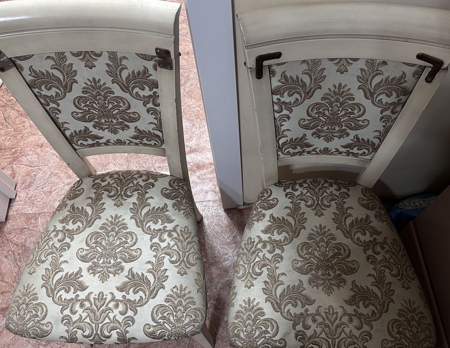 Продам стулья, 2 штук, цена -4000 тенге за штуку