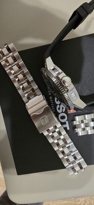 Tissot SeaStar 1000 часы