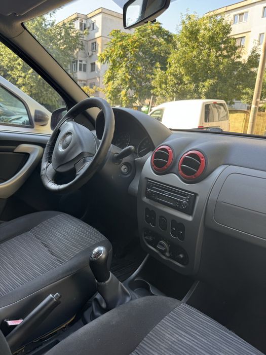 DACIA Logan 2010 — imagine 4