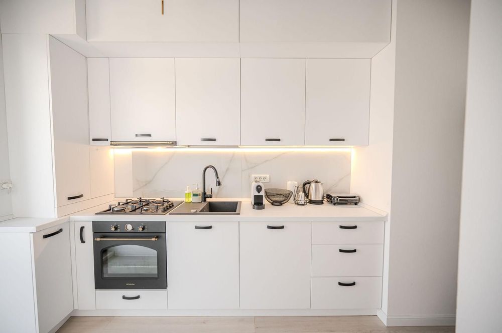 Cazare Apartament regim hotelierMamaia Nord100m de plaja 67m2/Parcare privata