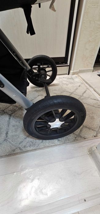 Детская коляска в отличном состоянии