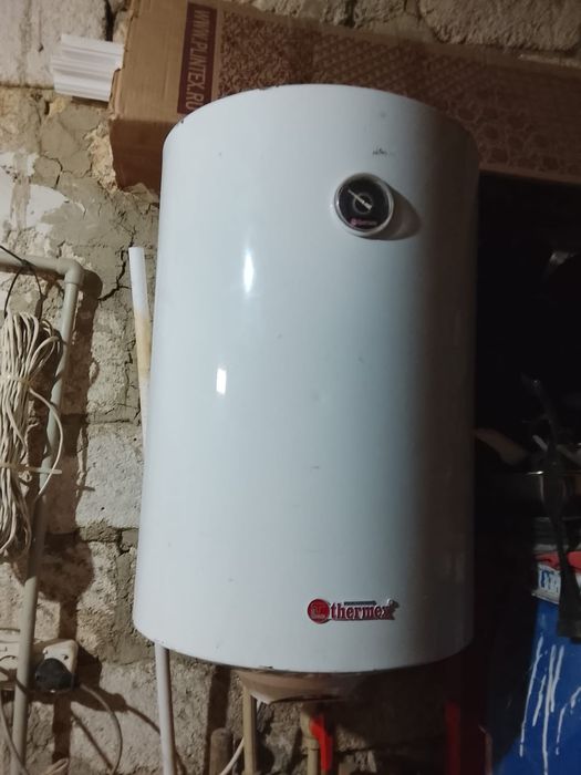 Продается бойлер "Аристон"