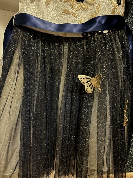 Продам платья для девочки