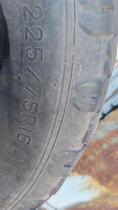 Продам автошина 225/75 R16