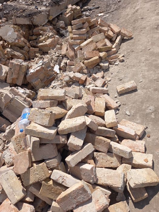 Керемет қыш бар Кірпіш